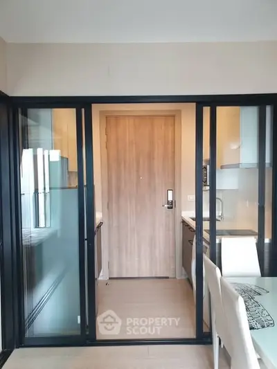 image_rental-30484424