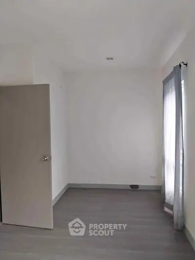 image_rental-31549599