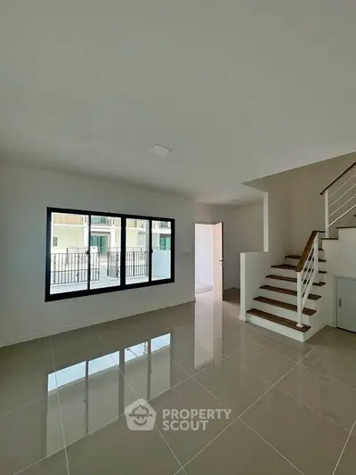 image_rental-30435115