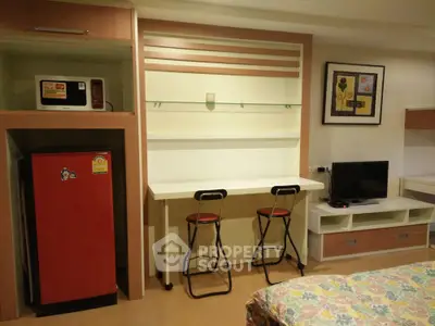  1 Bedroom Condo at The Trendy Condominium-4