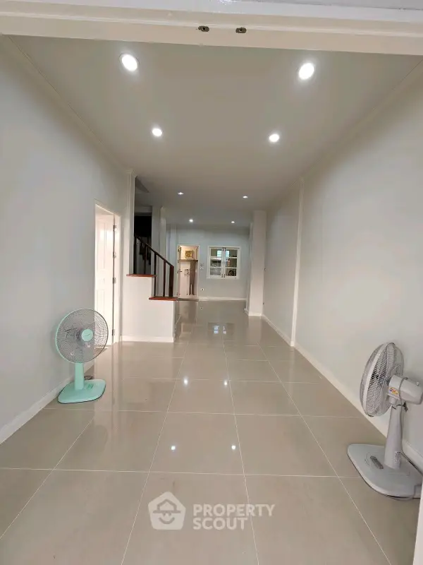 image_rental-28123004