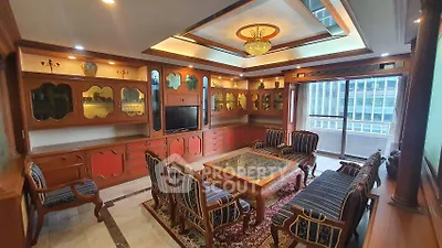 image_rental-19870863