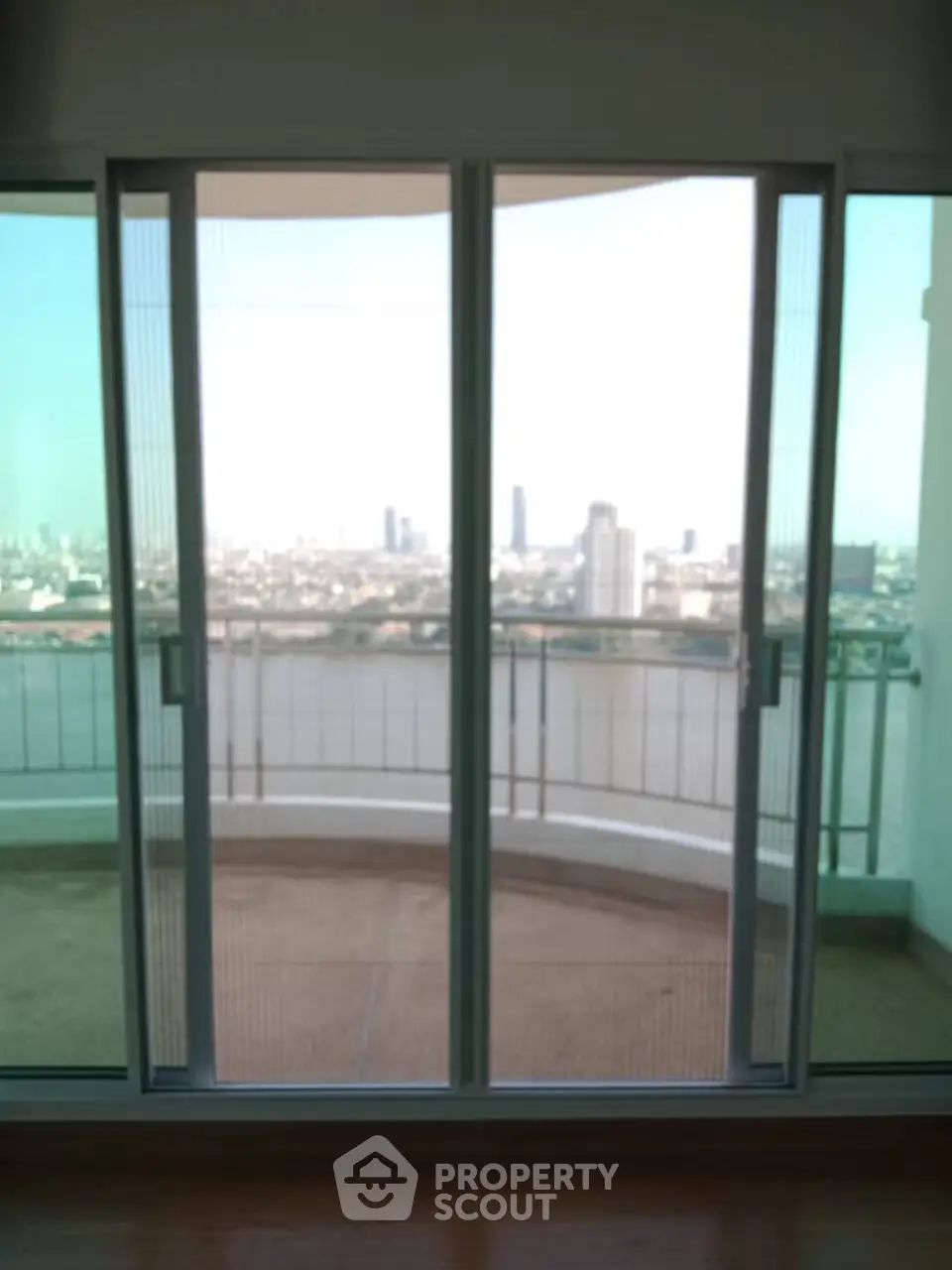  3 Bedrooms Condo at Supalai River Resort Charoennakhon-1