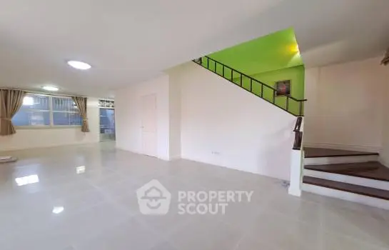 image_rental-12194084