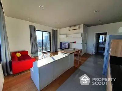 Fully Furnished 1 Bedroom Condo at Blocs 77 Livingroom