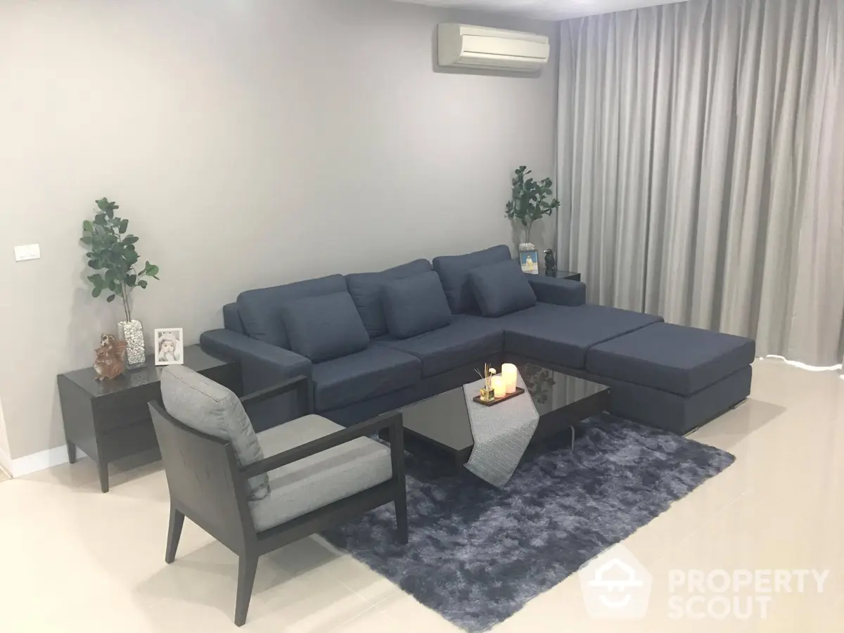 Fully Furnished 2 Bedrooms Condo at Greenery Place Sukhumvit 61-1