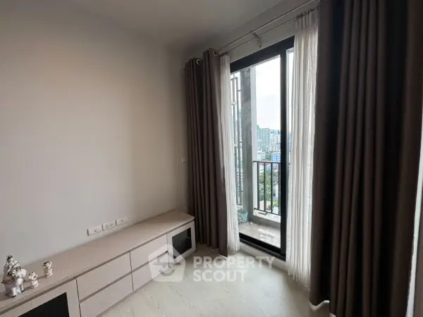 image_rental-28169178