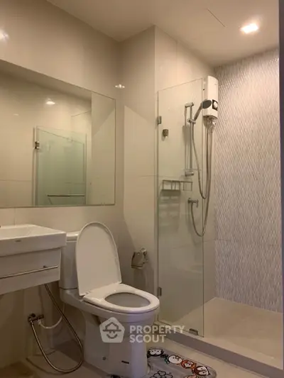  2 Bedrooms Condo at Life Sukhumvit 48-2