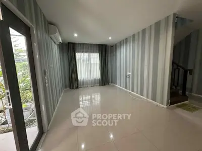 image_rental-27295338