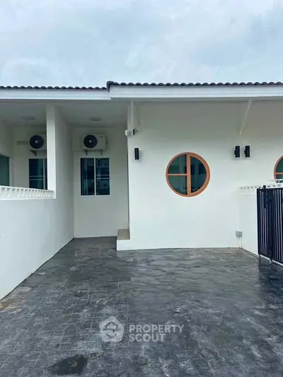 image_rental-27270678