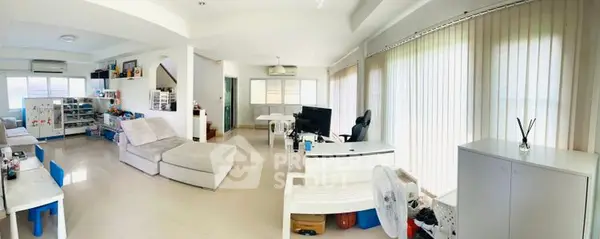 image_rental-30828617