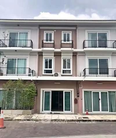 image_rental-27717498