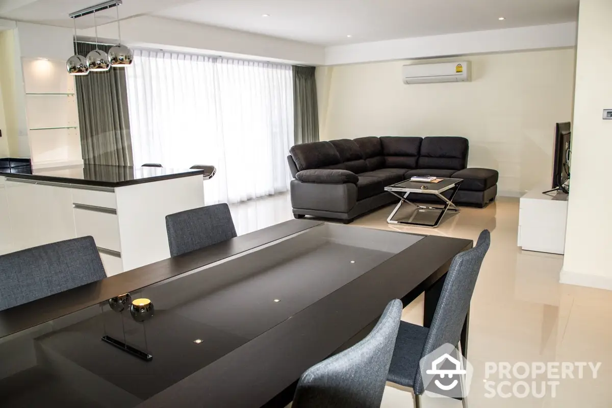 Fully Furnished 1 Bedroom Condo at Diamond Tower-1