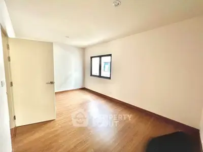 image_rental-30651428