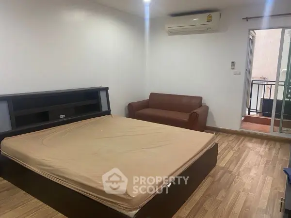 image_rental-29669787