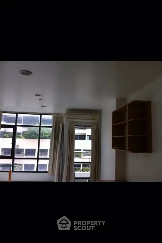  1 Bedroom Condo -1