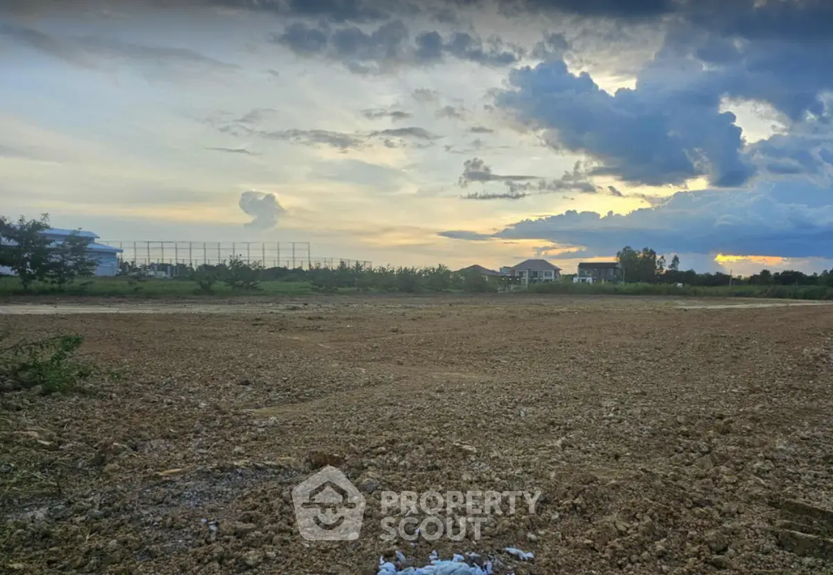 Screenshot 2025-12-12 200325.png