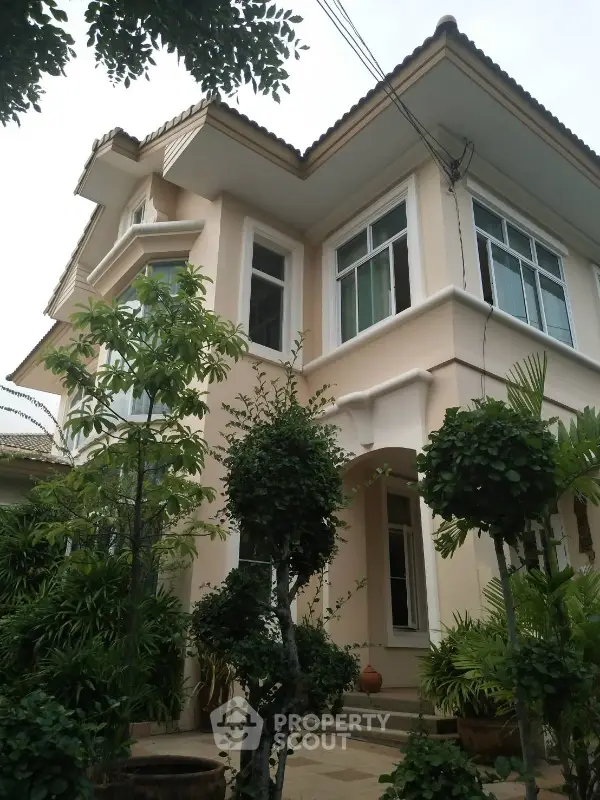 image_rental-8322736