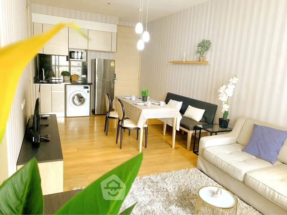 Fully Furnished 2 Bedrooms Condo at Park 24-1