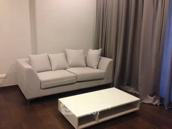 image_rental-8984140