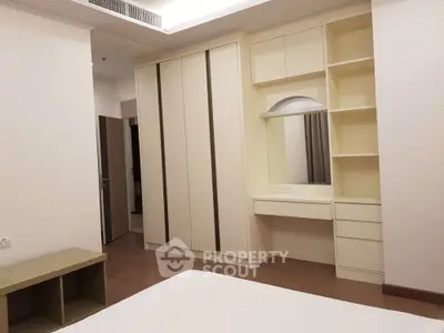  3 Bedrooms Condo at Supalai Elite Phayathai-5