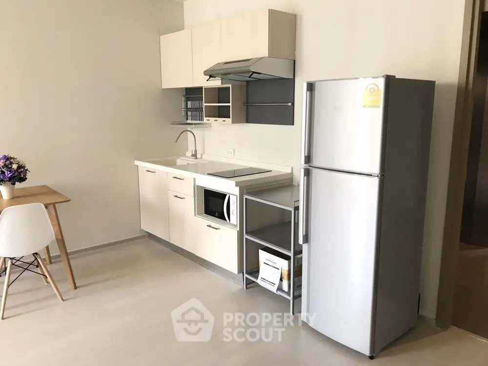 1 Bedroom Condo at Noble Ploenchit-1