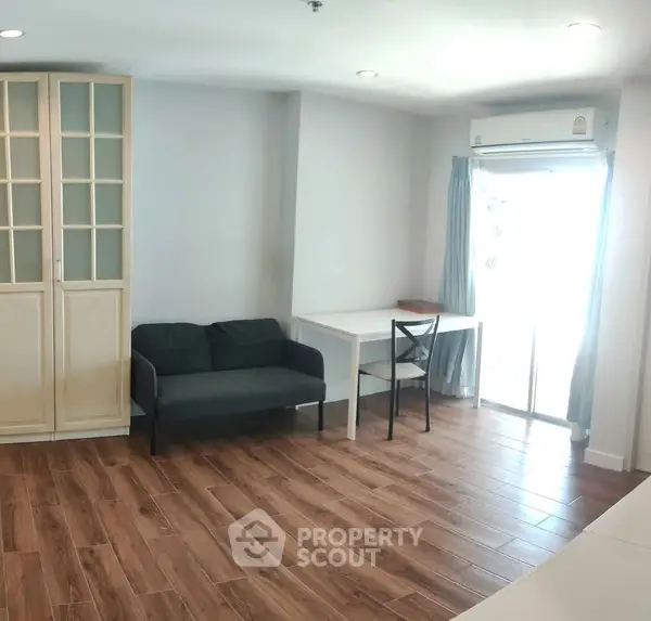 image_rental-27688977