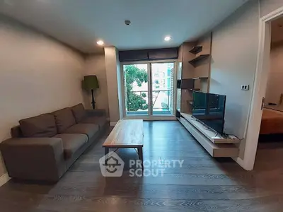  2 Bedrooms Condo at The Crest Sukhumvit 49-3