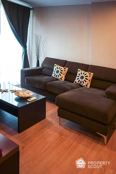  2 Bedrooms Condo at The Base Sukhumvit 77-5