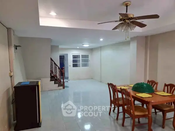 image_rental-30864275