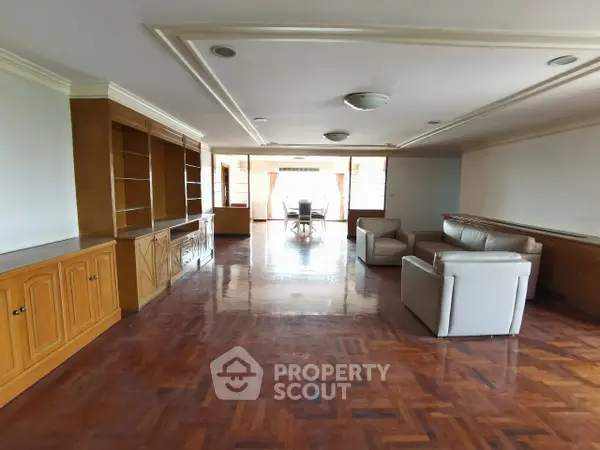 image_rental-5704922