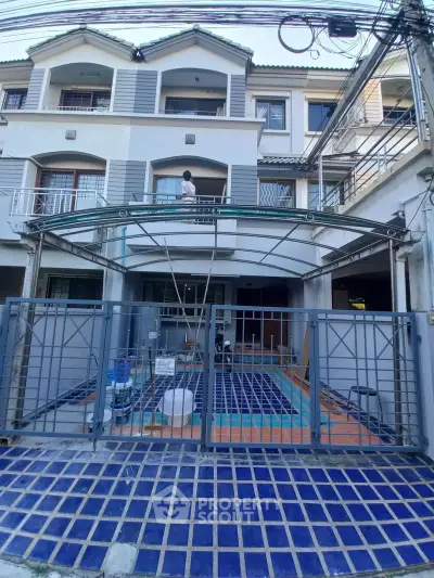 image_rental-27175664