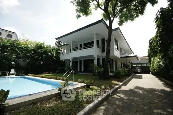 image_rental-5281510