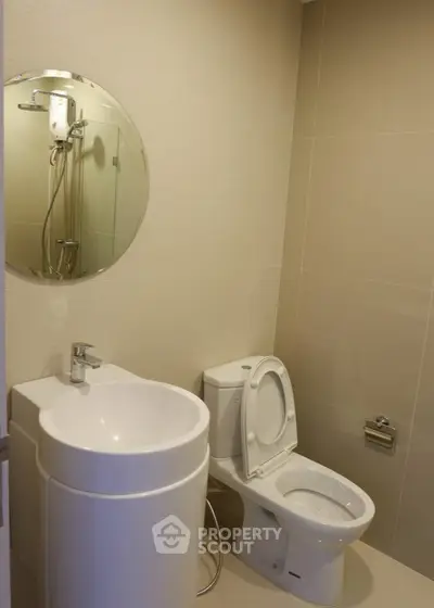 1 Bedroom Condo at Rhythm Asoke-4