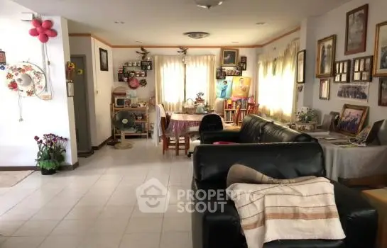 image_rental-6523753