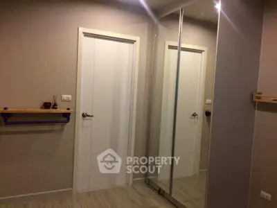  1 Bedroom Condo at The Privacy Ratchada Sutthisan-4