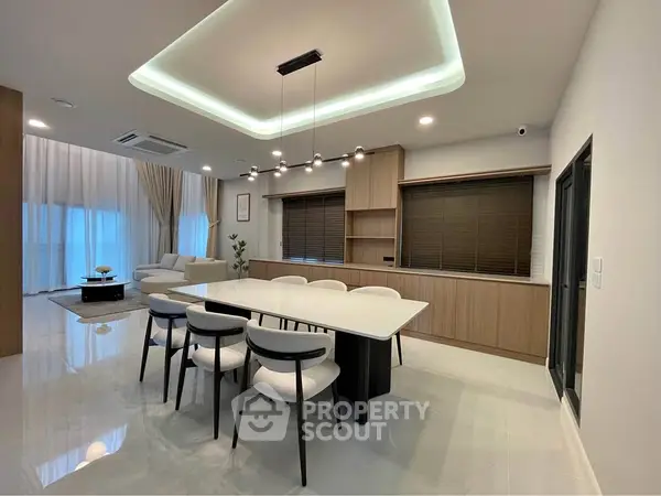 image_rental-31386297