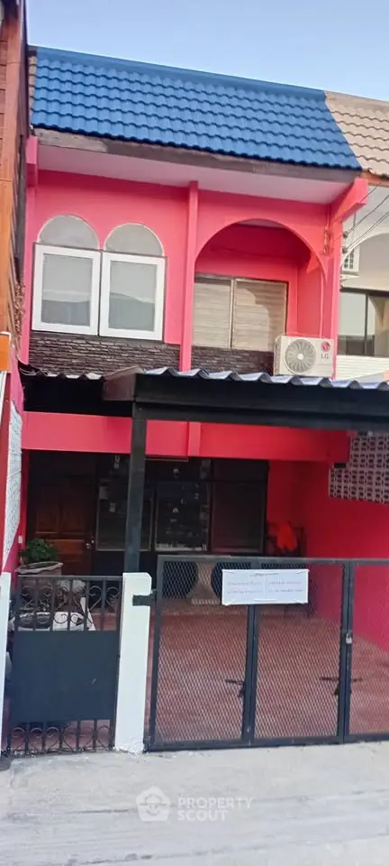 image_rental-27935857