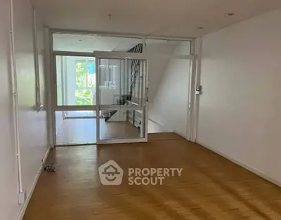 Screenshot 2568-04-03 at 10.46.32.jpg