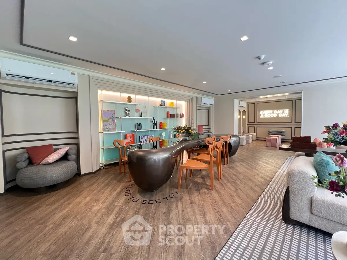 Luxurious modern living room with stylish furniture and elegant decor, perfect for relaxation and entertainment.