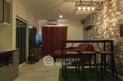 1 Bedroom Condo at The Key Sathorn Charoenraj Livingroom