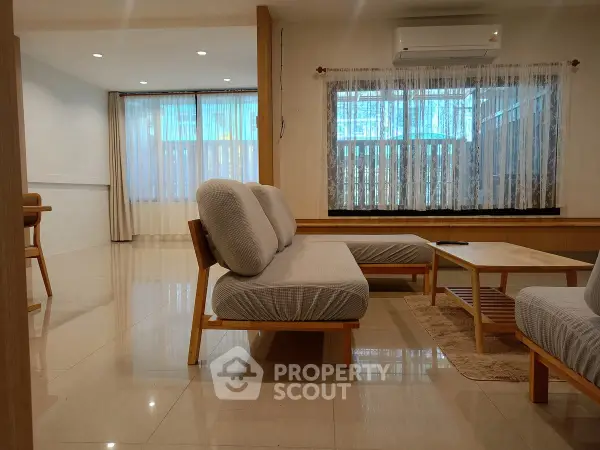 image_rental-31387623