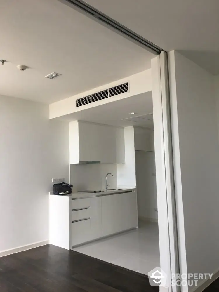  1 Bedroom Condo -1