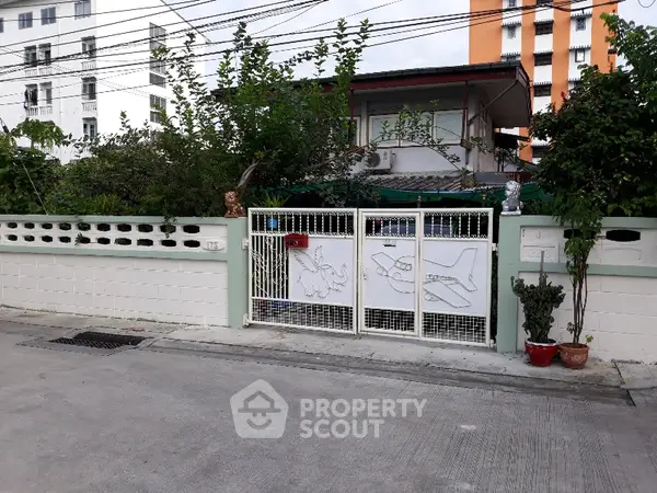 image_rental-6922435