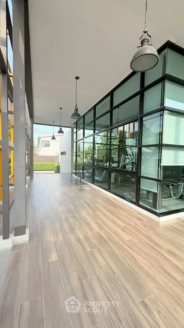 image_rental-31696728