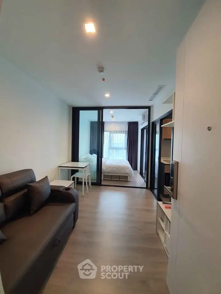  1 Bedroom Condo at The Base Phetkasem-1