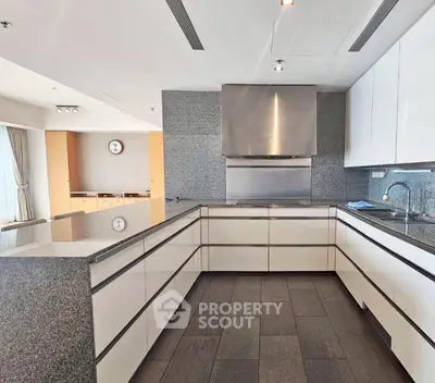 Screenshot 2569-03-15 at 20.48.36.jpg