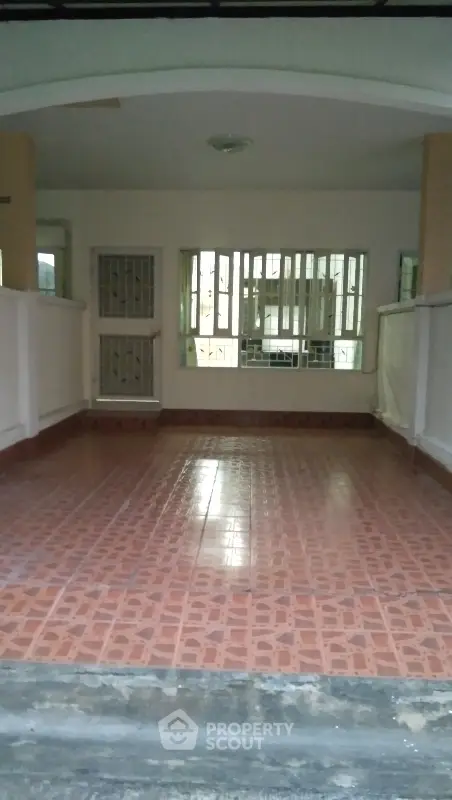 image_rental-8342444