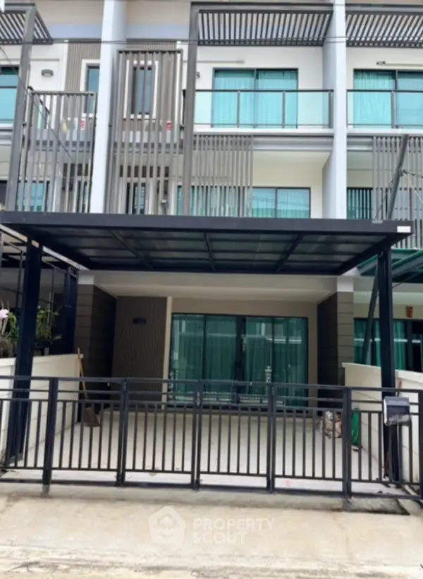 image_rental-18798574