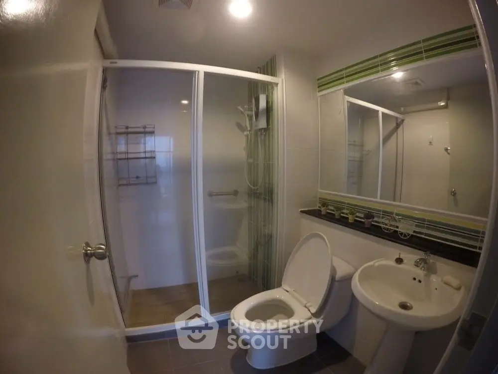 1 Bedroom Condo at Regent Orchid Sukhumvit 101-1
